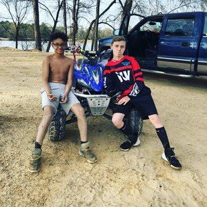 Meet your Posher, Hunter